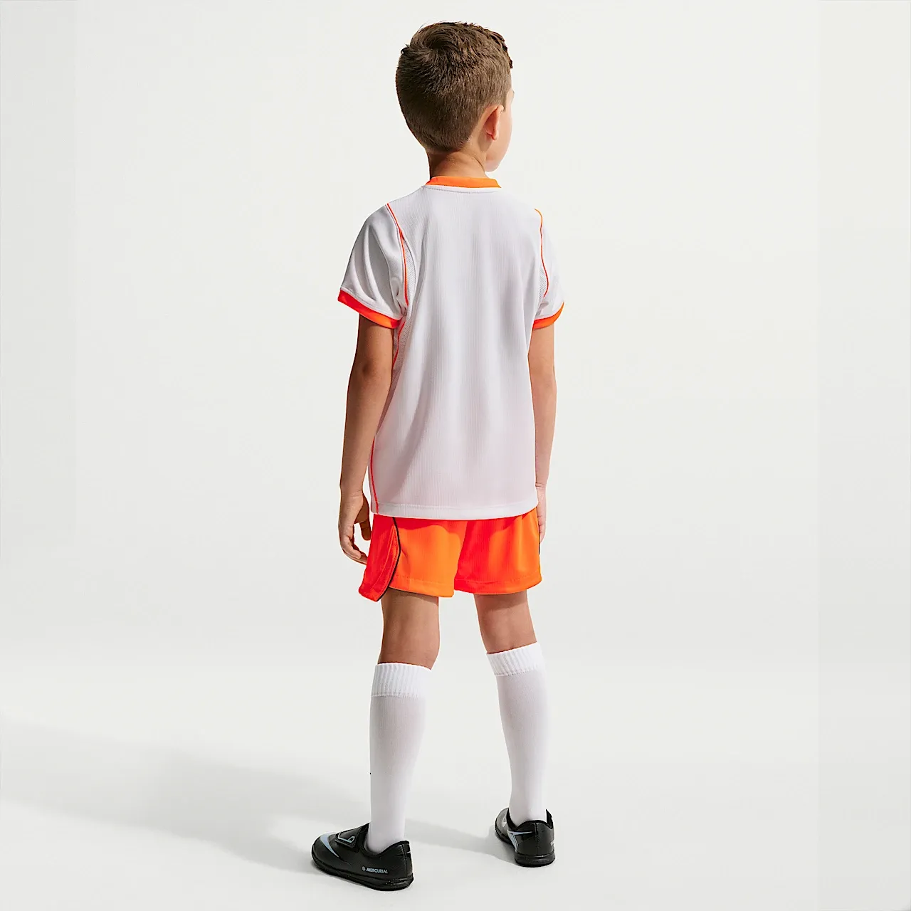 Kit Nike Pays-Bas Extérieur Enfants 2026 - View 7